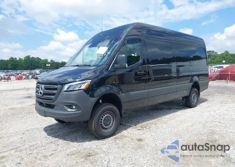 2024 Mercedes-Benz Sprinter 2500 High Roof 4-Cyl Diesel Ho/Standard Roof 4-Cyl Diesel Ho z USA, uszkodzony, nr VIN W1Y4NCVY6RT182569